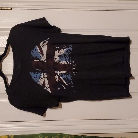 Queen Production Crew Neck T-Shirt - Picture 1 of 4